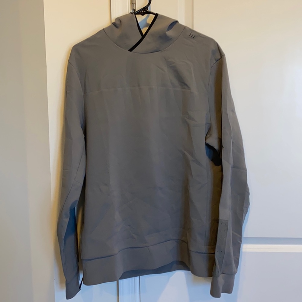Lululemon sweatshirt pullover